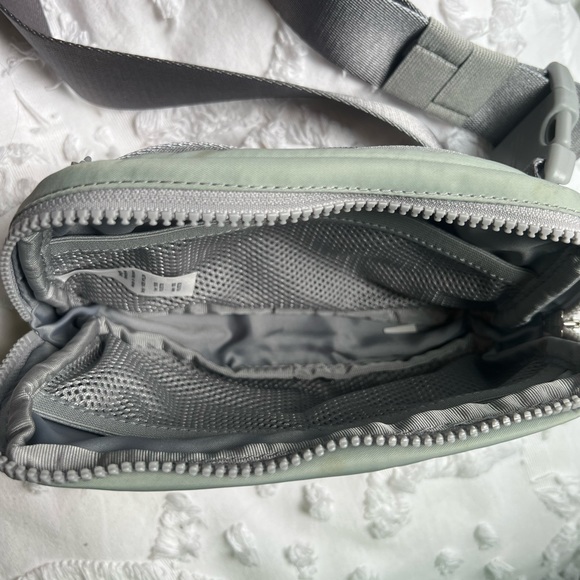 Lululemon belt bag. Gently used. - Picture 2 of 2